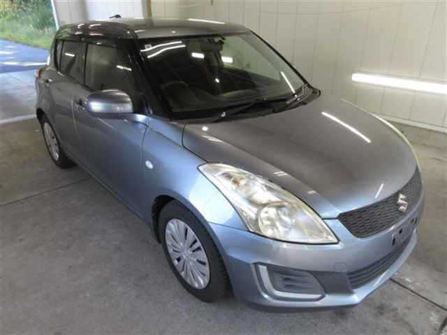 SUZUKI SWIFT — фото