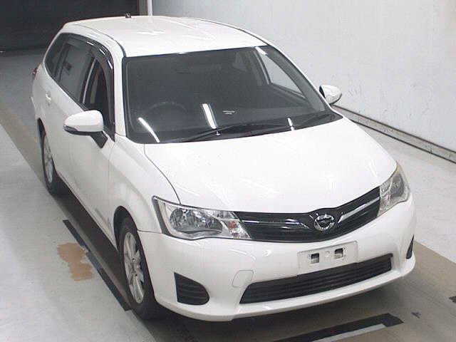 TOYOTA COROLLA — фото