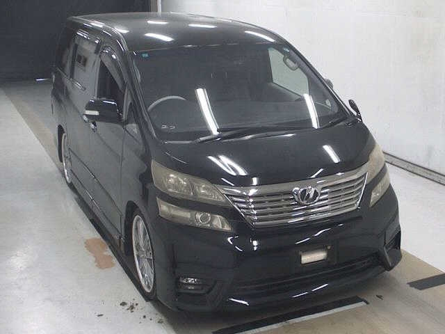 TOYOTA VELLFIRE — фото