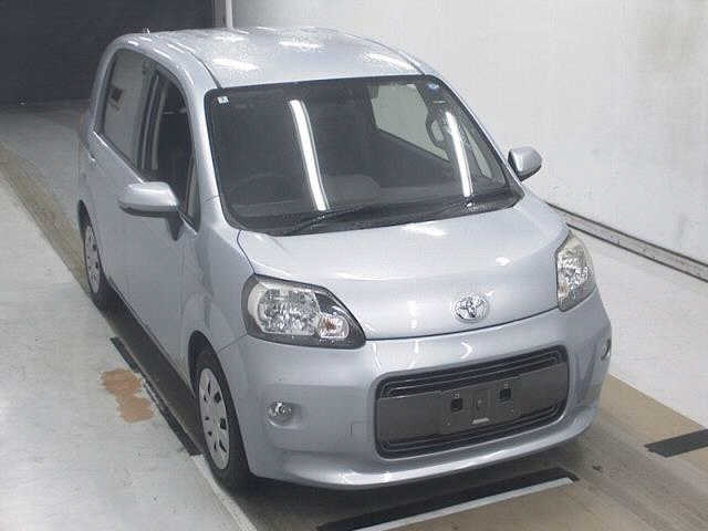 TOYOTA PORTE — фото