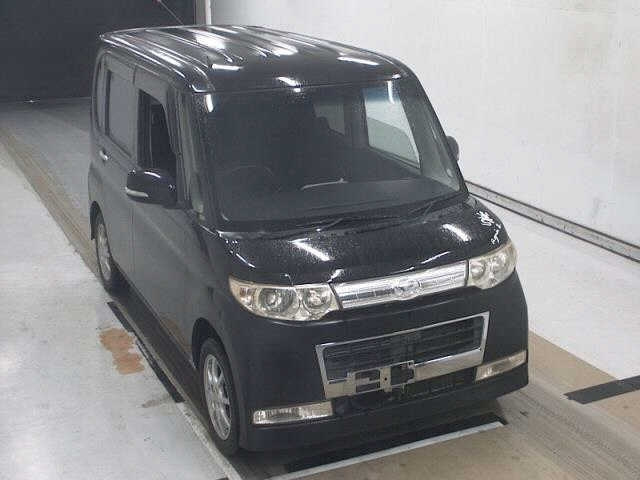 DAIHATSU TANTO — фото