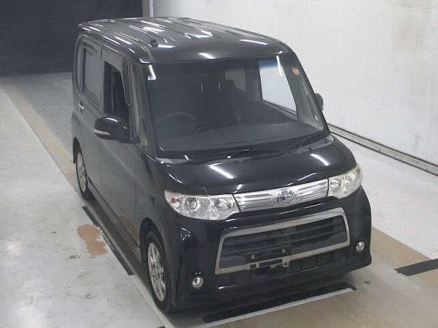 DAIHATSU TANTO — фото