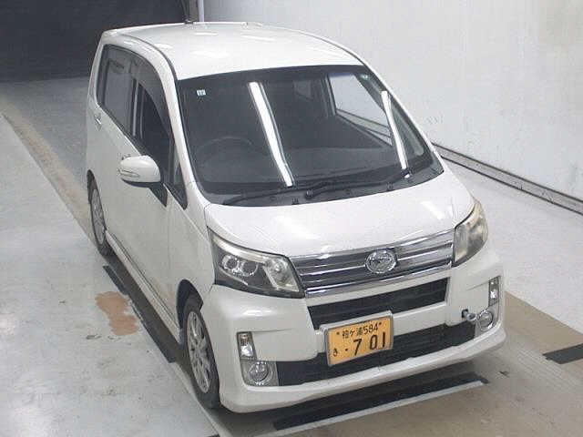 DAIHATSU MOVE — фото