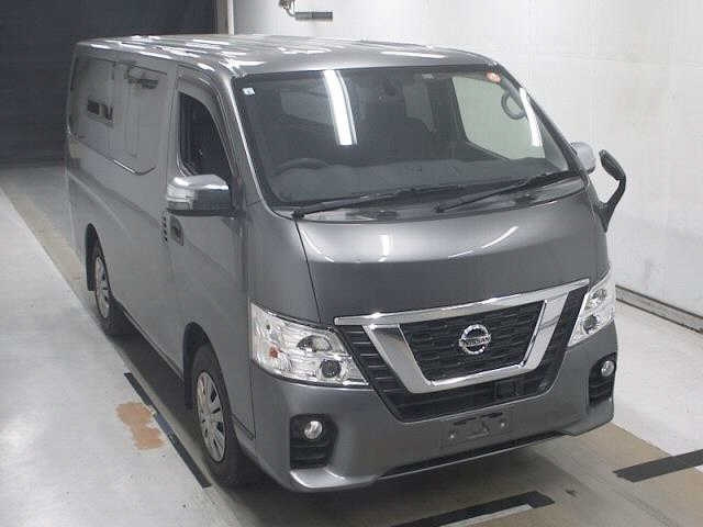 NISSAN CARAVAN — фото