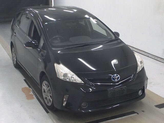 TOYOTA PRIUS — фото