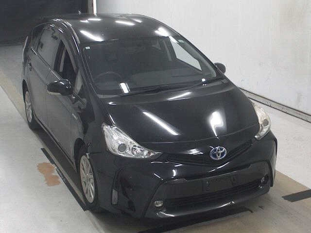 TOYOTA PRIUS — фото