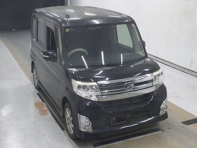 DAIHATSU TANTO — фото