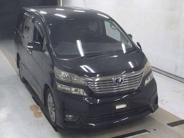 TOYOTA VELLFIRE — фото