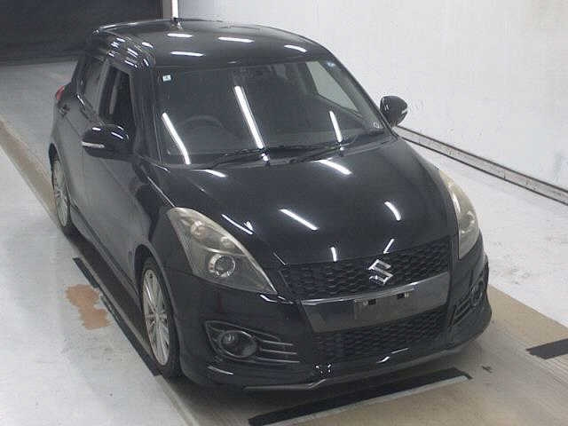 SUZUKI SWIFT — фото