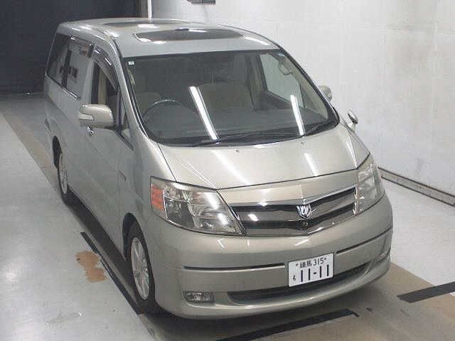 TOYOTA ALPHARD — фото