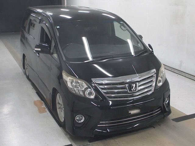 TOYOTA ALPHARD — фото