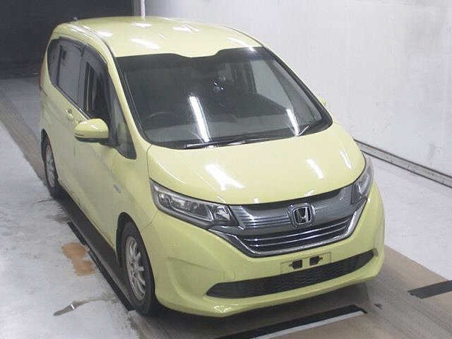 HONDA FREED — фото