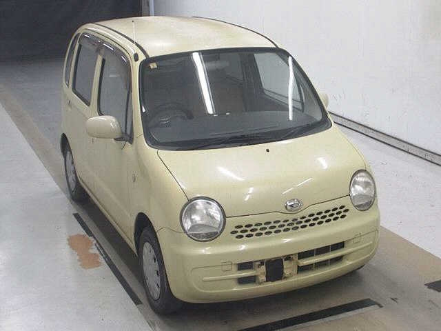 DAIHATSU MOVE — фото