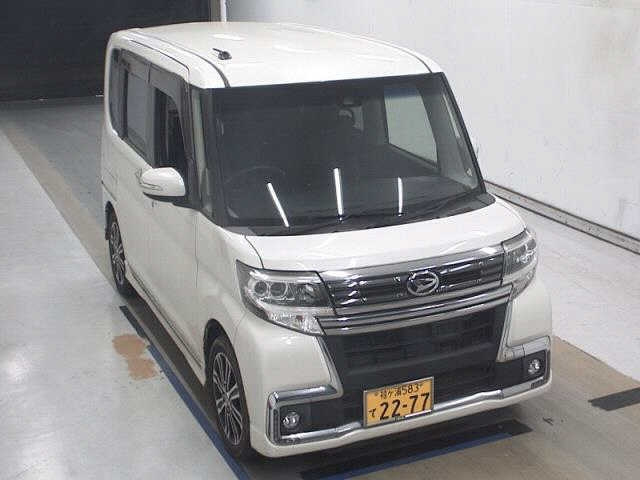 DAIHATSU TANTO — фото