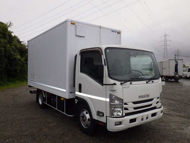 ISUZU ELF — фото