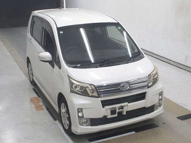 DAIHATSU MOVE — фото