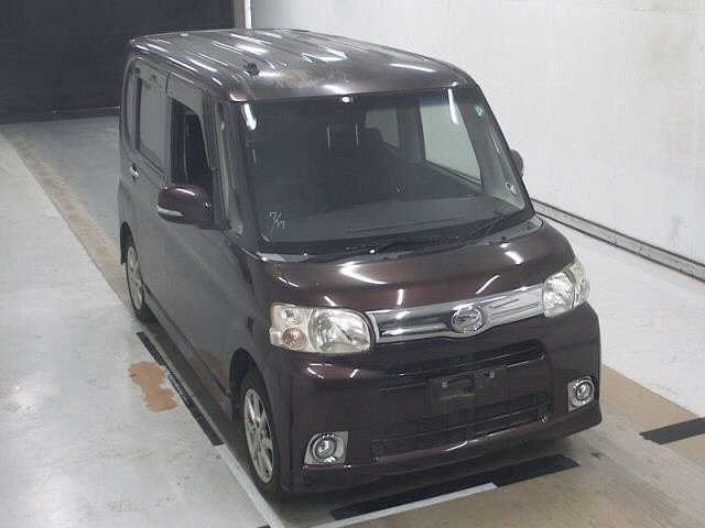DAIHATSU TANTO — фото