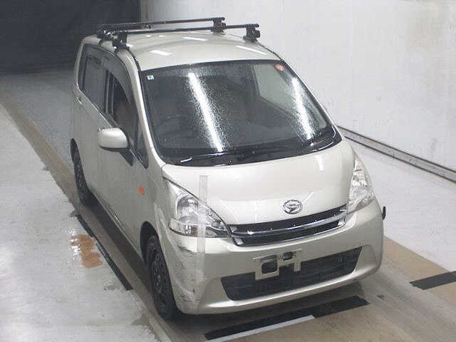 DAIHATSU MOVE — фото