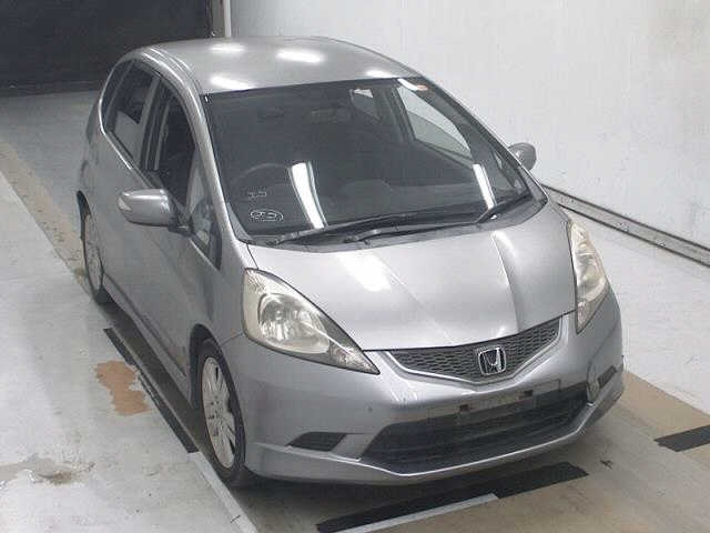 HONDA FIT — фото