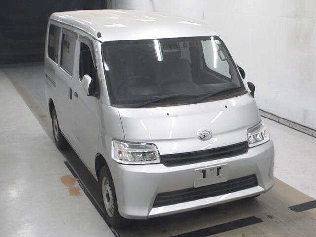 DAIHATSU GRAN — фото