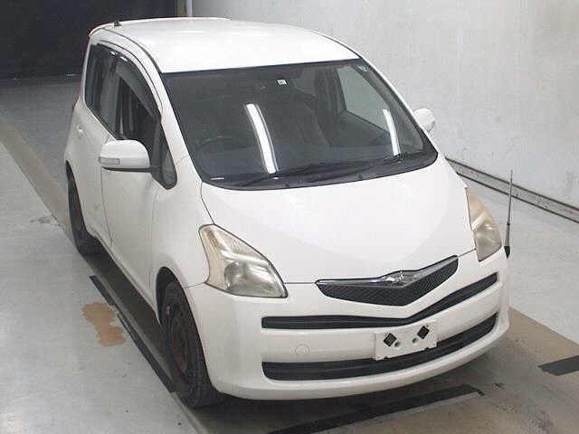 TOYOTA RACTIS — фото