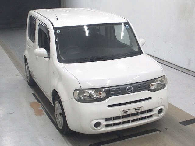 NISSAN CUBE — фото