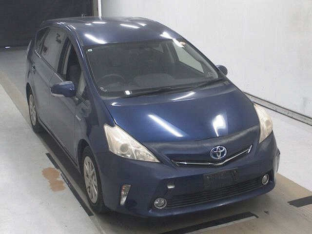 TOYOTA PRIUS — фото