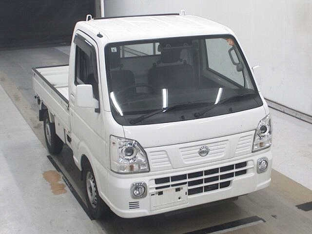 NISSAN CLIPPER — фото
