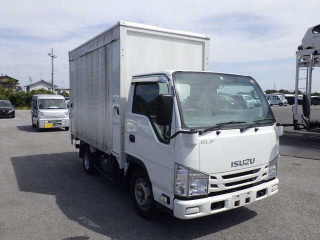 ISUZU ELF — фото