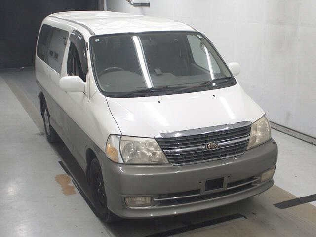 TOYOTA GRANVIA — фото