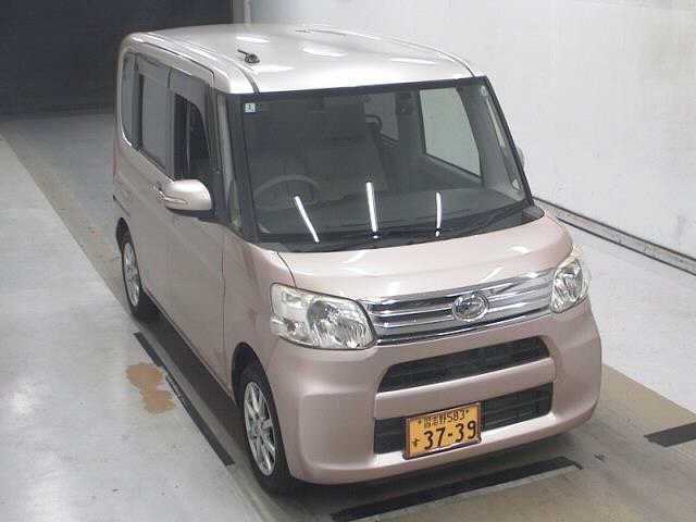DAIHATSU TANTO — фото