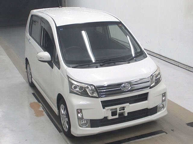 DAIHATSU MOVE — фото