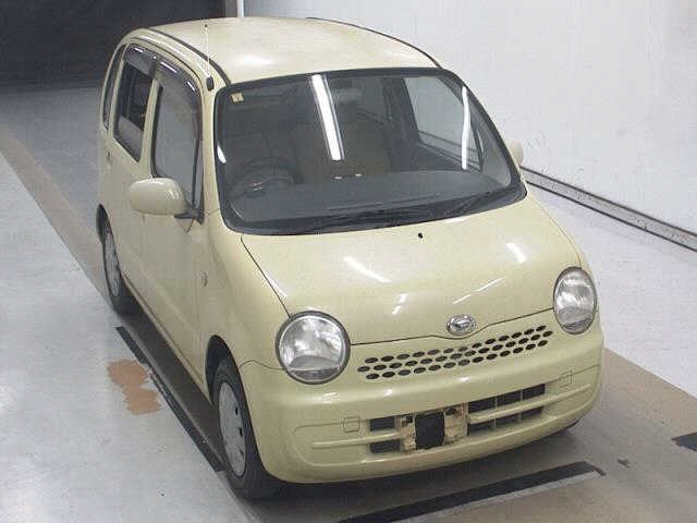 DAIHATSU MOVE — фото