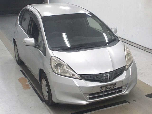 HONDA FIT — фото