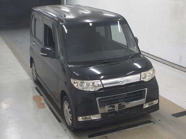 DAIHATSU TANTO — фото
