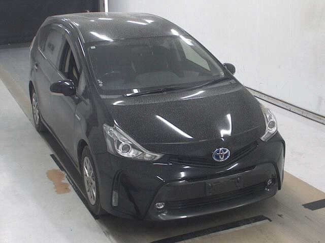 TOYOTA PRIUS — фото