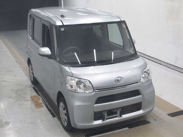 DAIHATSU TANTO — фото