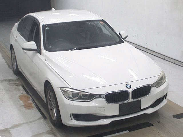 MERCEDES-BENZ B — фото