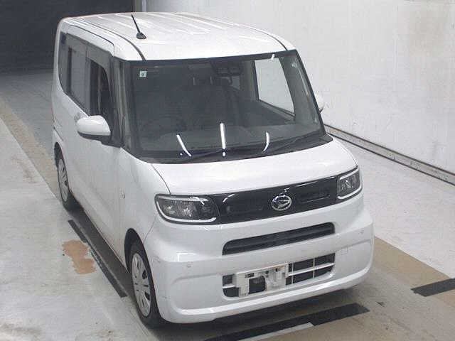 DAIHATSU TANTO — фото