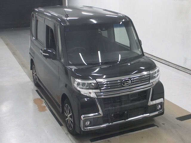 DAIHATSU TANTO — фото