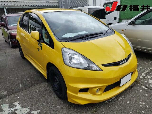 HONDA FIT — фото