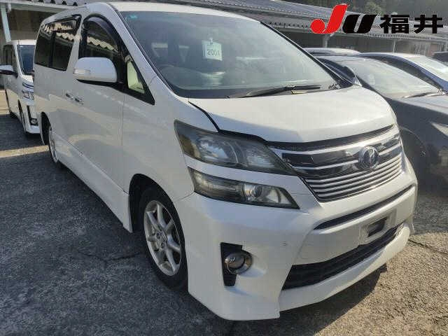 TOYOTA VELLFIRE — фото