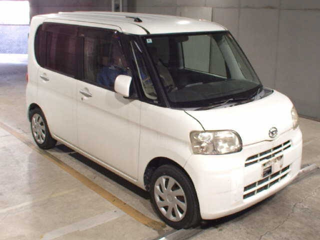 DAIHATSU TANTO — фото
