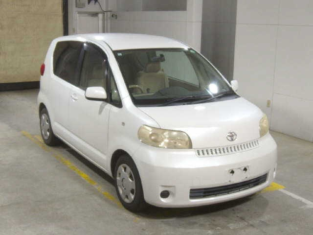 TOYOTA PORTE — фото