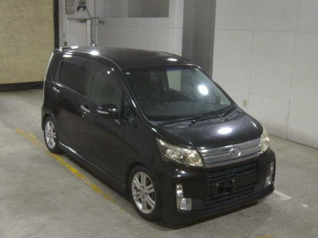 DAIHATSU MOVE — фото