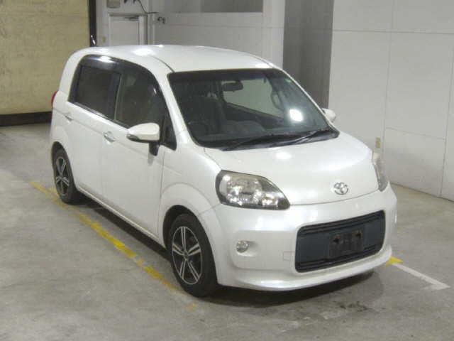 TOYOTA PORTE — фото
