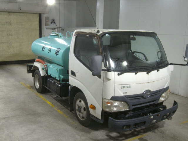 HINO DUTRO — фото