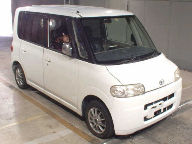 DAIHATSU TANTO — фото