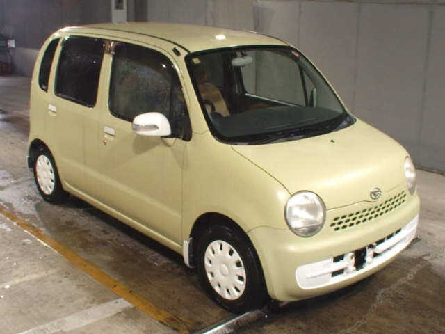DAIHATSU MOVE — фото