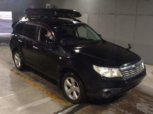 SUBARU FORESTER — фото